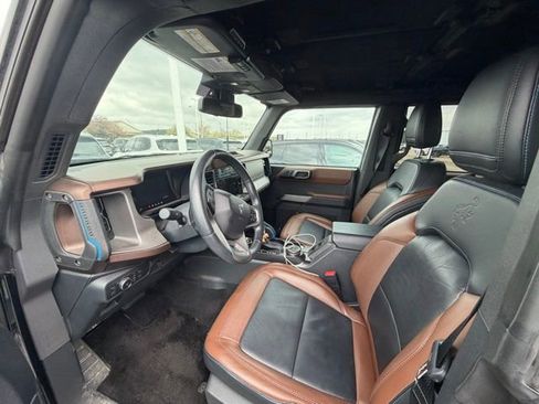 Used 2022 Ford Bronco Outer Banks image 7