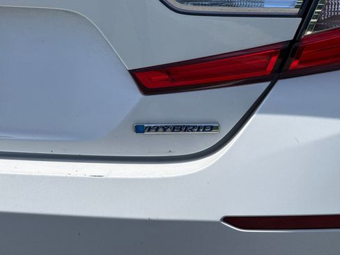 Used 2020 Honda Accord EX image 25