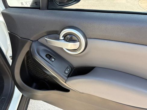 Used 2016 FIAT 500X Pop FWD image 34