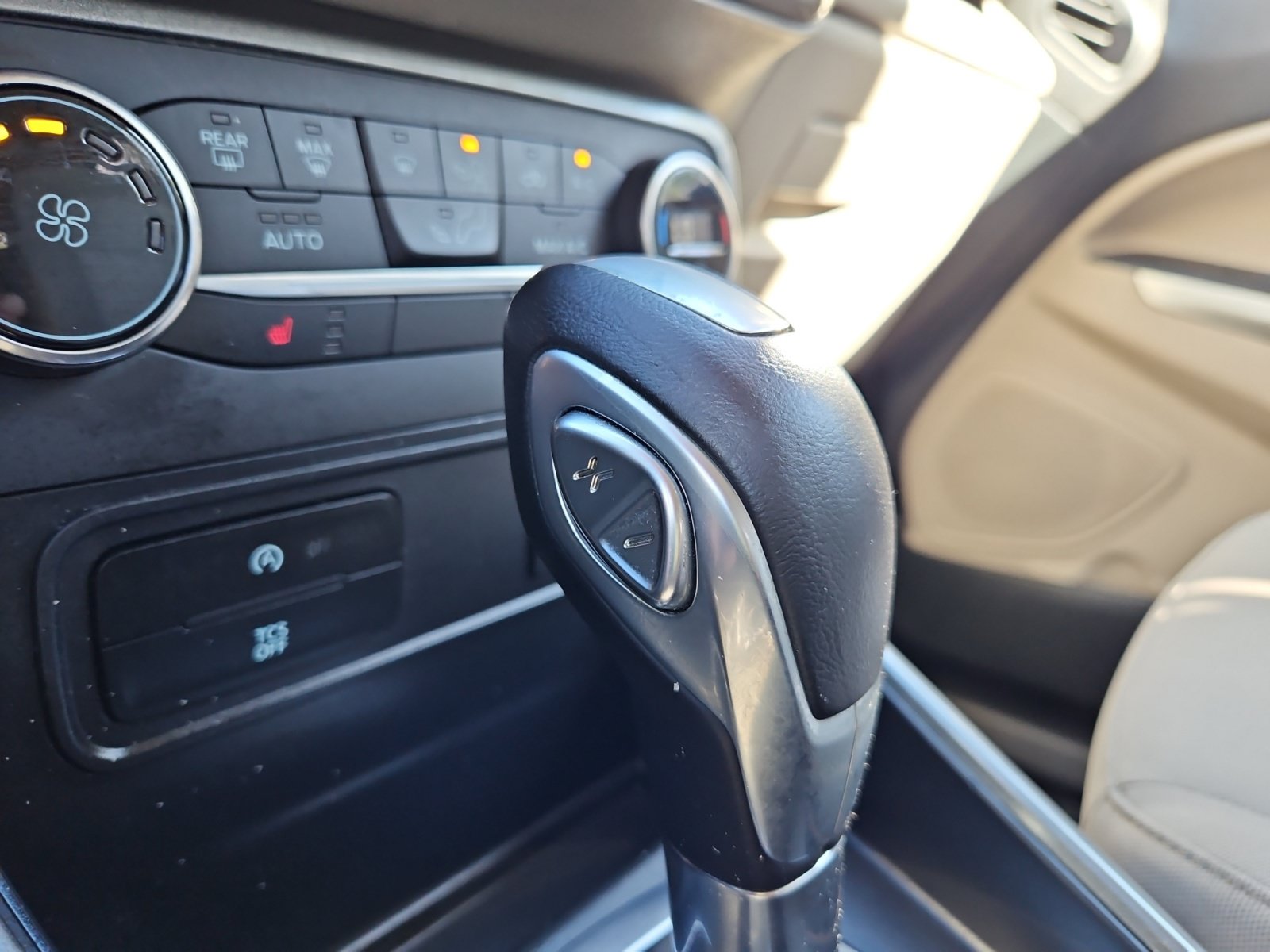 Used 2018 Ford EcoSport SE FWD image 22