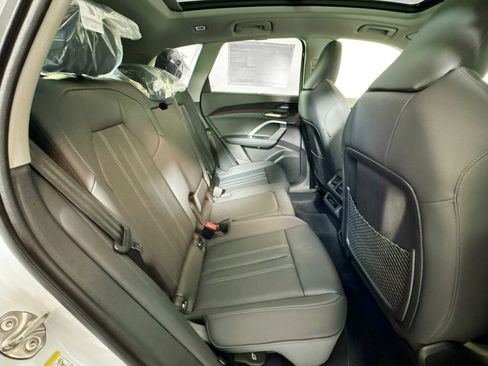 New 2025 Audi Q5 Premium Plus image 25