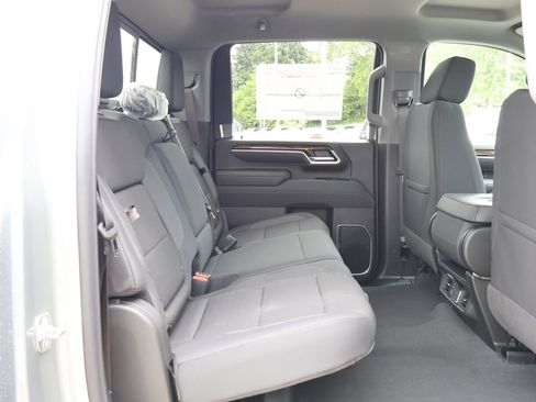 New 2026 GMC Sierra 3500 SLE w/ Preferred Package AWD/4WD image 41
