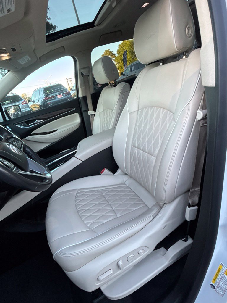 Used 2023 Buick Enclave Avenir w/ Avenir Technology Package FWD image 25