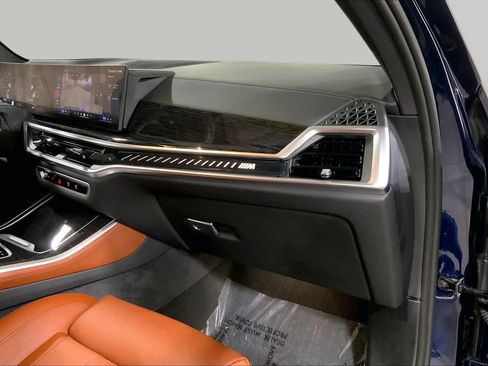 Used 2025 BMW X5 M60i w/ Executive Package AWD/4WD image 19