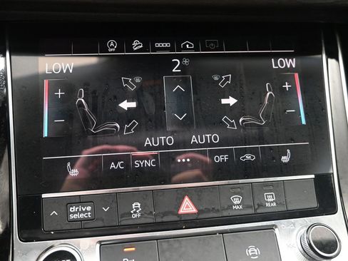 Used 2021 Audi Q8 Premium w/ Black Optic Package image 21