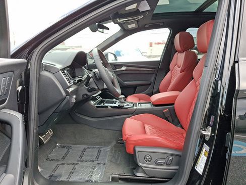 Used 2024 Audi SQ5 Prestige image 13