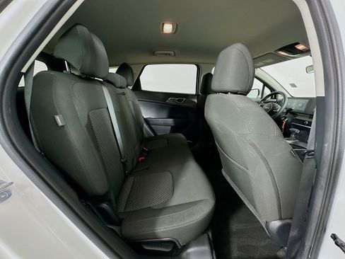 Used 2024 Kia Sportage LX FWD image 27