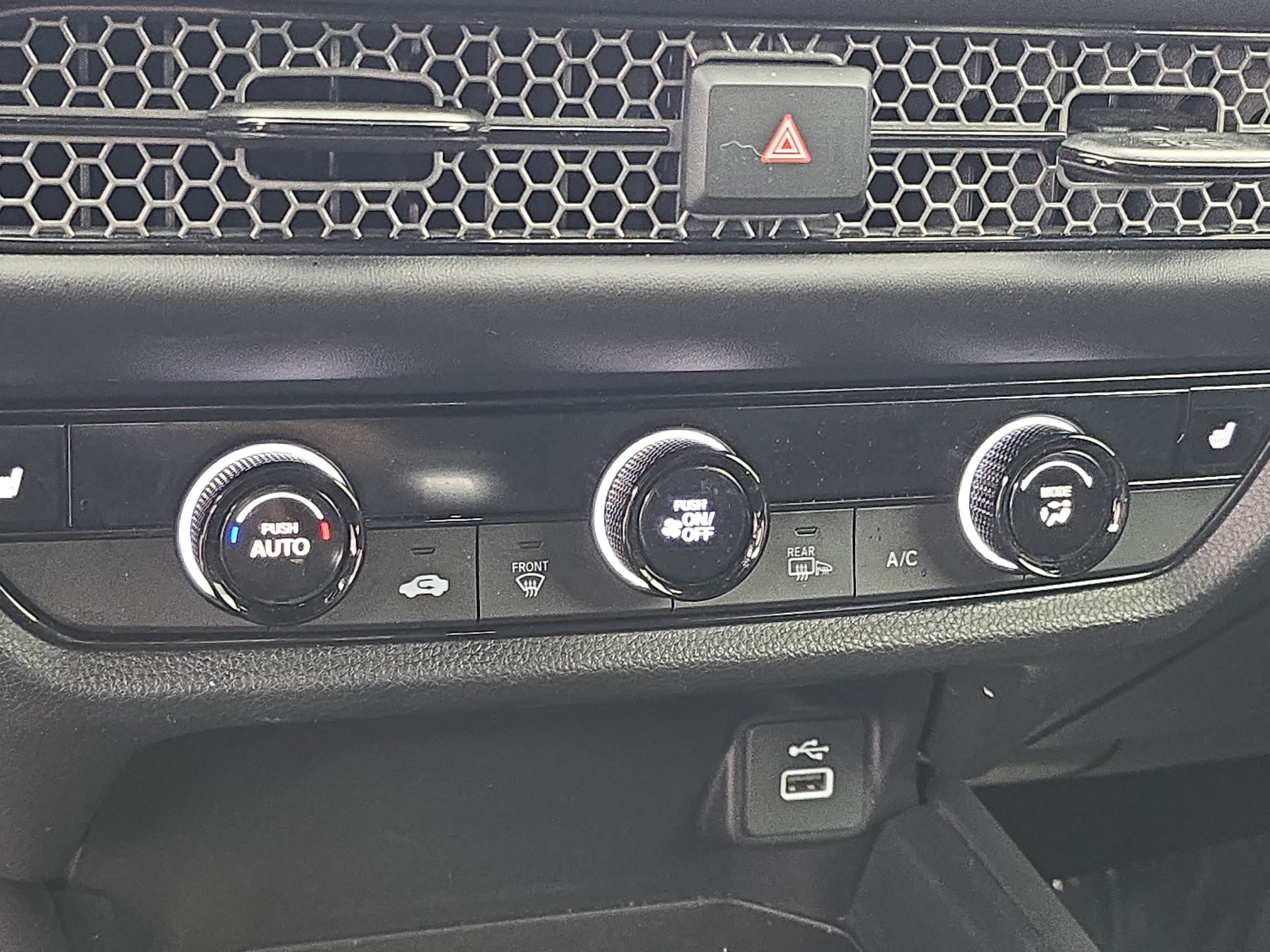 Certified 2024 Honda HR-V Sport image 23