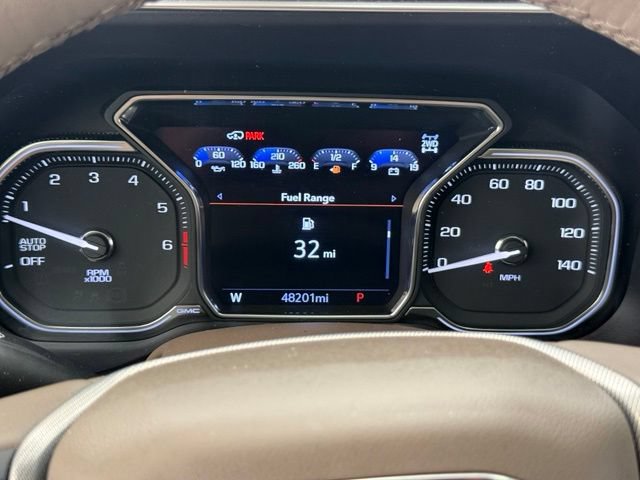 Used 2021 GMC Yukon Denali w/ Denali Ultimate Package AWD/4WD image 40