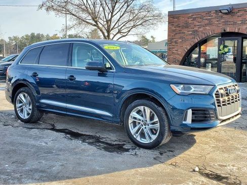Used 2022 Audi Q7 Premium Plus image 2