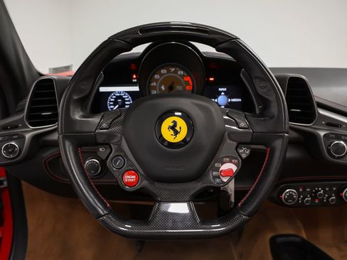 Certified 2013 Ferrari 458 Spider RWD image 43