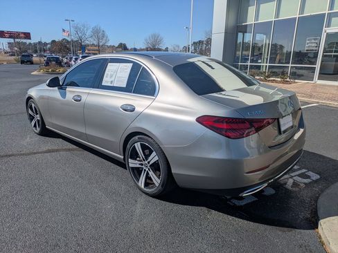 Used 2022 Mercedes-Benz C 300 Sedan image 7