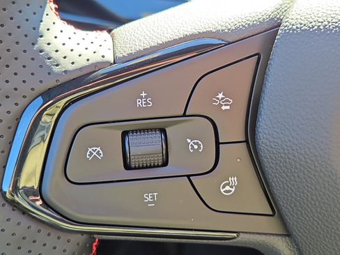 New 2026 Chevrolet Trax RS w/ Driver Confidence Package image 23