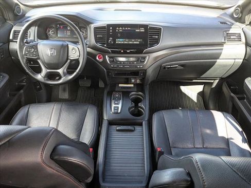 Used 2023 Honda Passport TrailSport image 17
