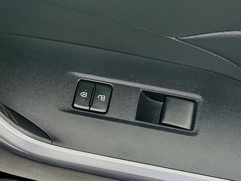 Used 2025 Toyota RAV4 LE FWD image 28