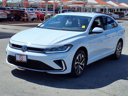 Used 2025 Volkswagen Jetta S FWD image 3
