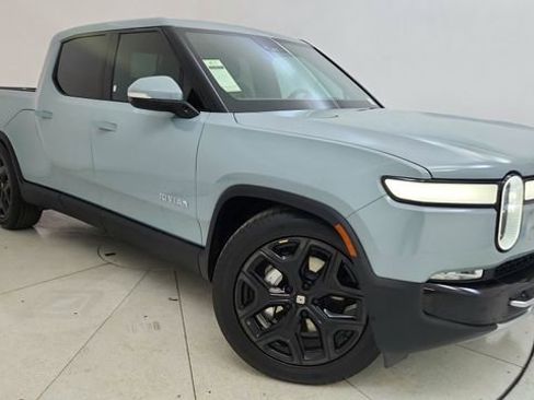 Used 2023 Rivian R1T Adventure image 1