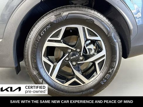 Used 2025 Kia Sportage LX FWD image 33