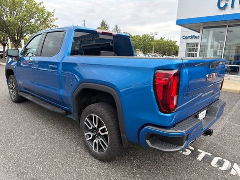 Used 2024 GMC Sierra 1500 AT4 w/ AT4 Premium Package AWD/4WD image 5