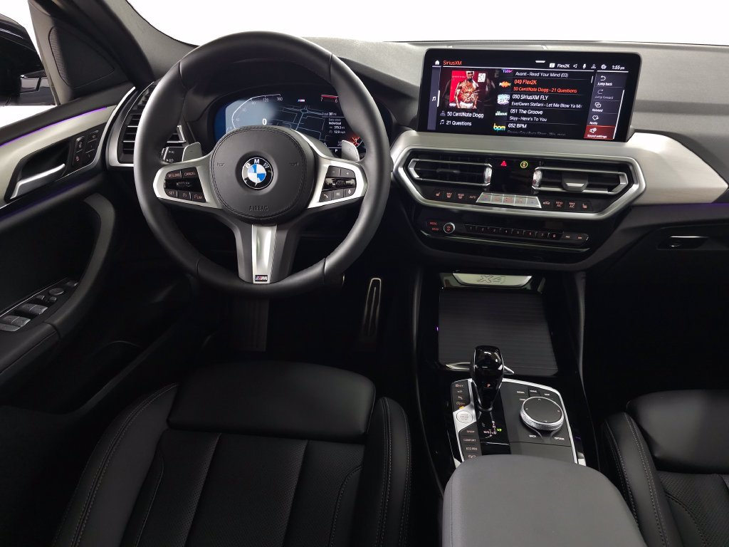 Used 2025 BMW X4 xDrive30i w/ M Sport Package AWD/4WD image 19