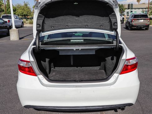 Used 2016 Toyota Camry LE FWD image 27