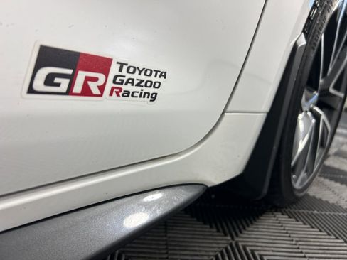 Used 2022 Toyota Corolla SE image 4