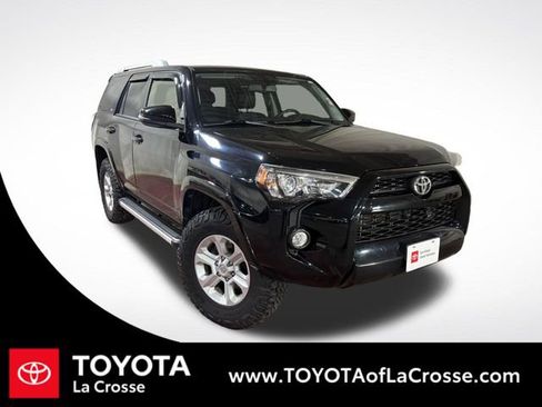 Used 2018 Toyota 4Runner SR5 Premium image 1
