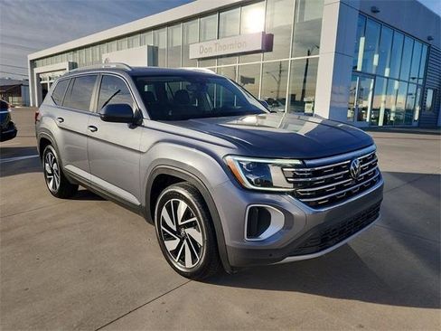 Used 2024 Volkswagen Atlas SEL image 1