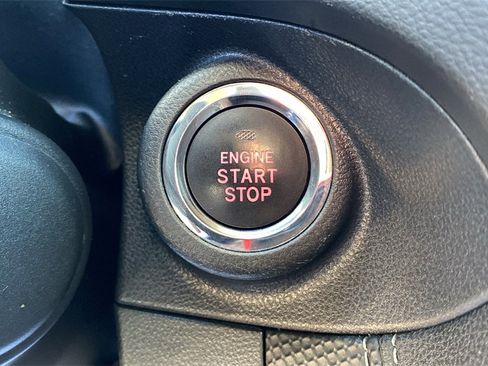 Used 2020 Subaru Forester Touring image 29