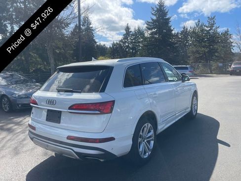 Used 2025 Audi Q7 3.0T Premium Plus AWD/4WD image 4