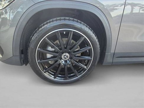 Used 2023 Mercedes-Benz GLA 250 4MATIC image 24