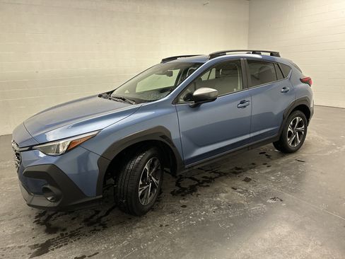 Used 2024 Subaru Crosstrek 2.0i Premium image 4