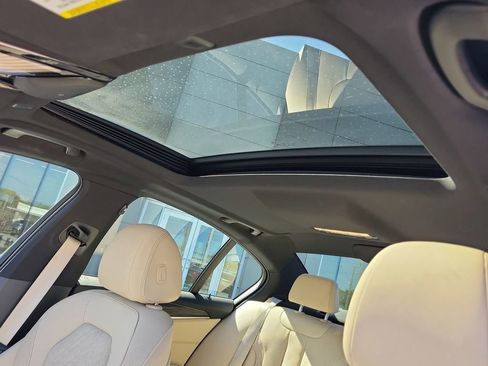 Used 2022 BMW 540i xDrive 540i xDrive w/ Convenience Package image 28