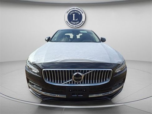 New 2025 Volvo S90 B6 Plus image 2
