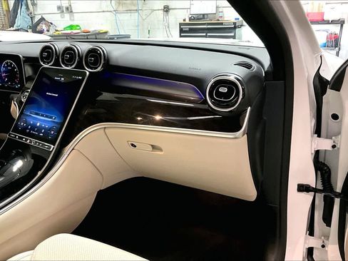 Used 2026 Mercedes-Benz GLC 300 GLC 300 image 19