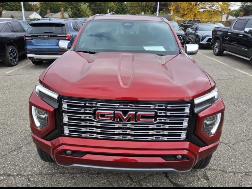 Used 2026 GMC Canyon Denali AWD/4WD image 2