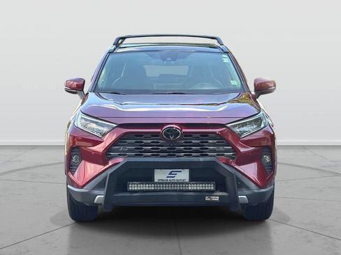 Used 2019 Toyota RAV4 Limited w/ Advanced Technology Package AWD/4WD image 2