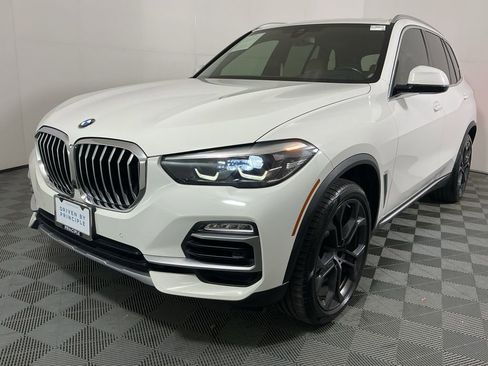 Used 2019 BMW X5 xDrive40i w/ Convenience Package image 2
