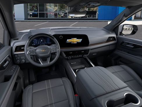 New 2026 Chevrolet Suburban High Country AWD/4WD image 15