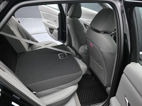 New 2026 Hyundai Elantra SEL Sport Premium FWD image 30