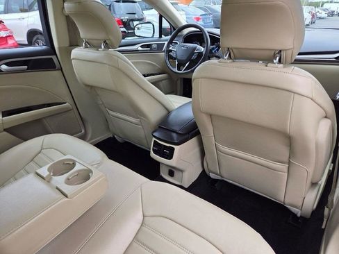 Used 2013 Ford Fusion SE FWD image 14