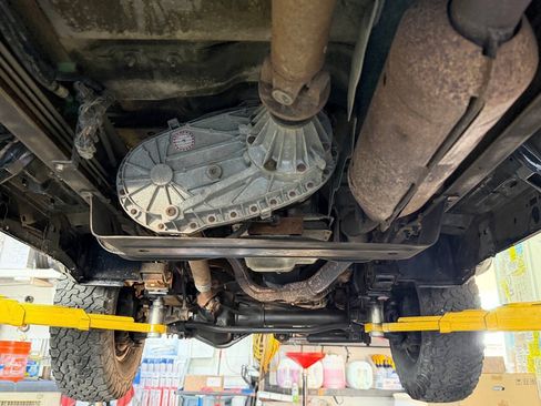 Used 2002 Ford F250 Lariat AWD/4WD image 8