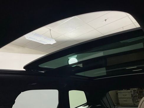 New 2026 Volvo XC60 B5 Plus w/ Protection Package Premier image 19