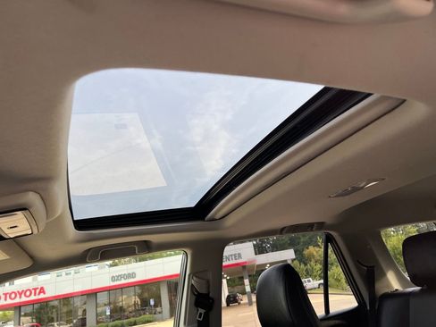 Used 2021 Toyota 4Runner Limited image 26