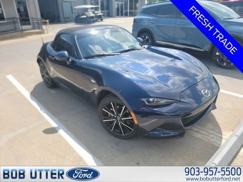 Used 2025 MAZDA MX-5 Miata Grand Touring RWD image 2