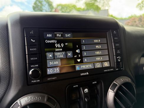 Used 2017 Jeep Wrangler Unlimited Sport w/ Quick Order Package 24S image 39