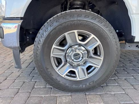 Used 2024 Ford F250 Lariat AWD/4WD image 30