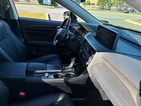 Used 2022 Lexus RX 450hL Luxury w/ Cold Area Package (CT) AWD/4WD image 19