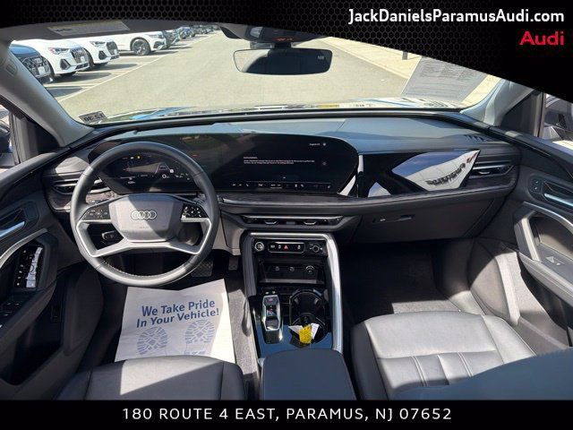 Used 2025 Audi Q5 Premium w/ Convenience Package AWD/4WD image 7