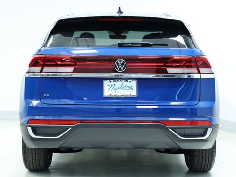 New 2026 Volkswagen Atlas Cross Sport SE FWD image 7